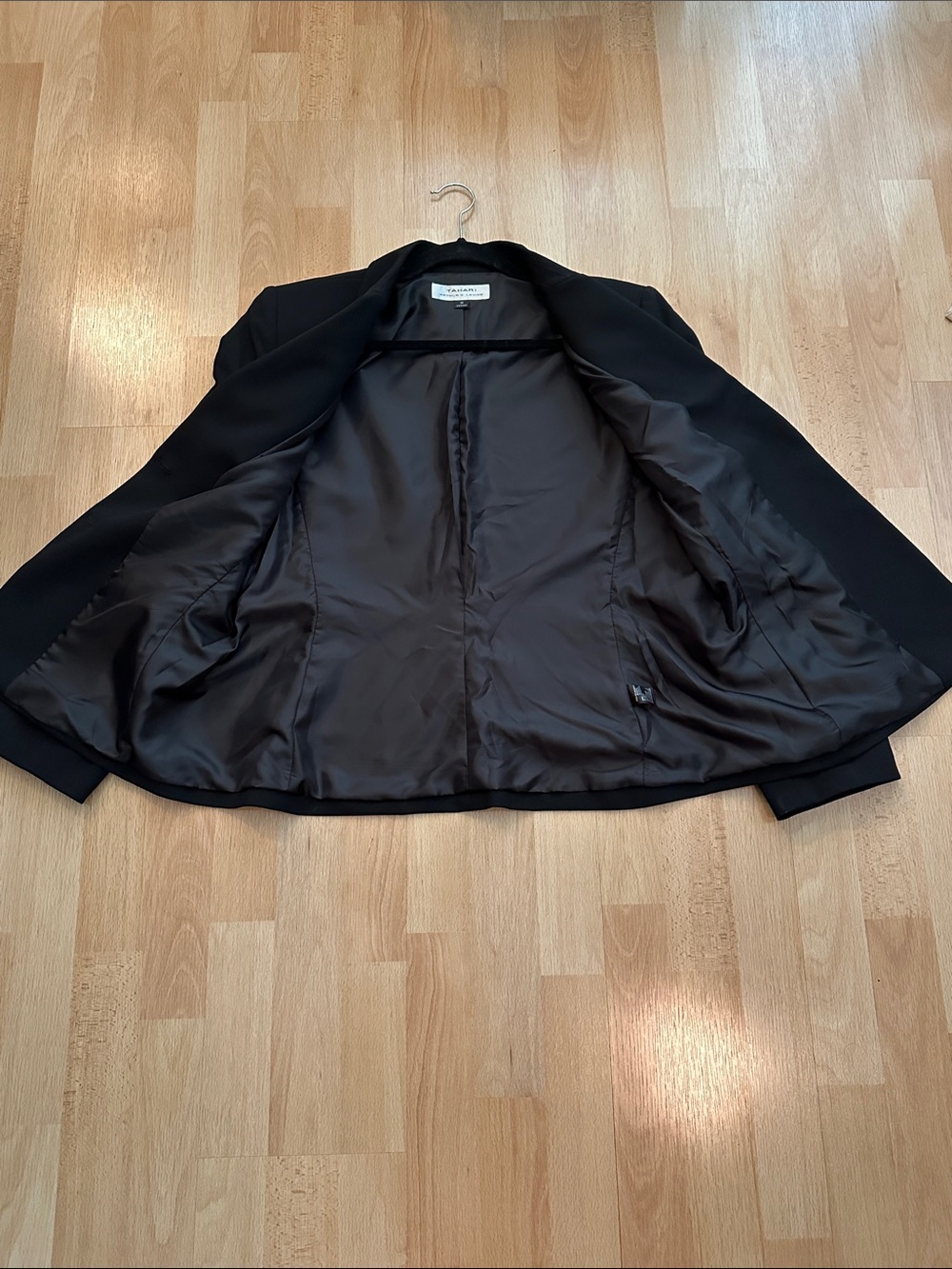 Tahari Arthur S. Levine Black Blazer sz 16 - Picture 5 of 6